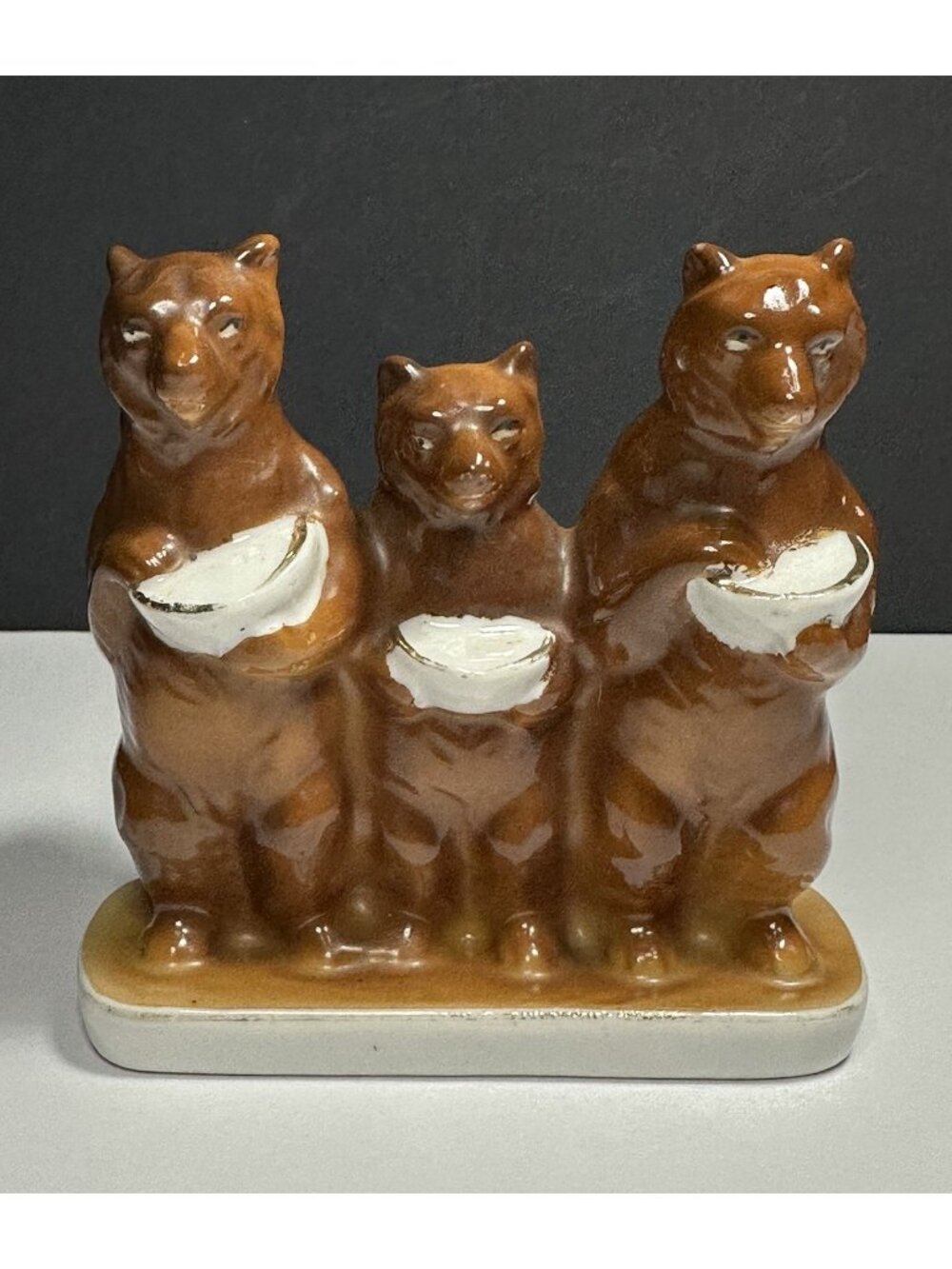 Vintage Porcelain Figural Three Bears Toothbrush Holder Imperial China Japan 4"
